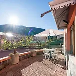 With Terrace - & Bellagio Nearby *