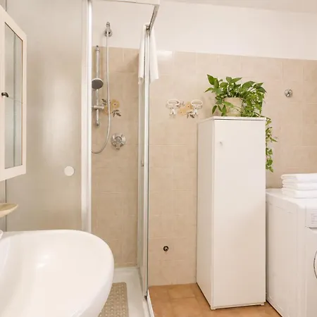 Apartamento With Terrace - & Bellagio Nearby Valbrona
