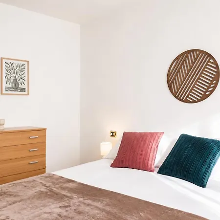 Apartamento With Terrace - & Bellagio Nearby
