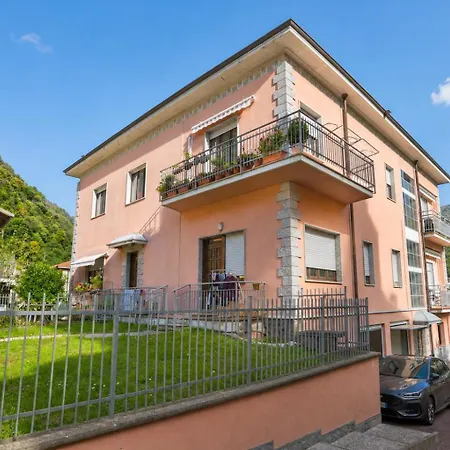 Apartamento With Terrace - & Bellagio Nearby *